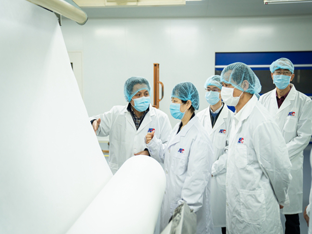 1623034556564235.jpg 領(lǐng)導(dǎo)參觀.jpg